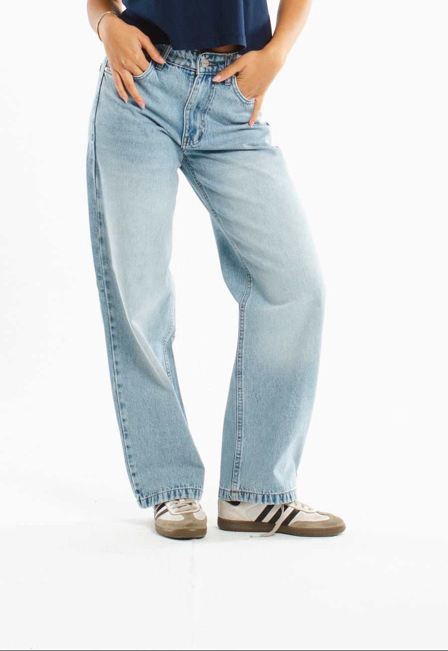 STRAIGHT FIT JEANS WOMEN Ice blue